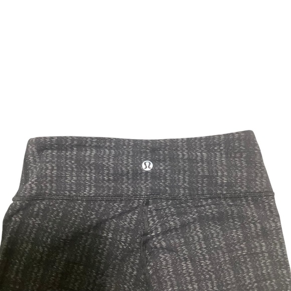 Lululemon Wunder Under Crop Sz 4 Textured Ziggy Wee October Angel Wing - Picture 8 of 9